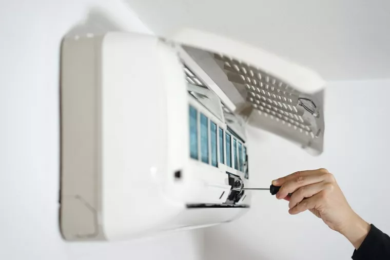 Combien de temps prend la maintenance d'une climatisation Daikin ?, Six-Fours-les-Plages, ACK